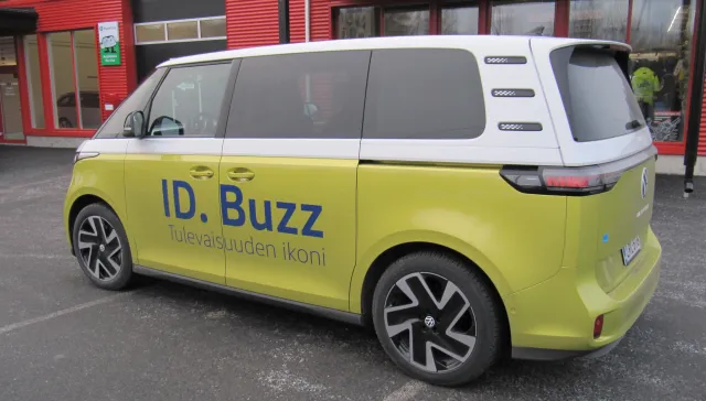 Uutuus Volkswagen ID.Buzz 150kW PRO Business 77kWh sekä ID.Buzz Cargo 150kW PRO Business 77 kWh