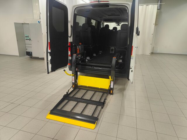 Volkswagen Crafter 2025 CRAFTER , 2,0 TDI 103 kW 8at, 3640 – GL VIP 1+8 Carsport Esteetön Taksi. " Heti toimitukseen"