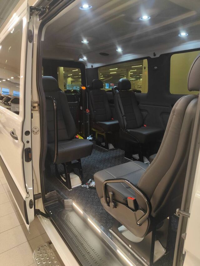 Volkswagen Crafter 2025 CRAFTER , 2,0 TDI 103 kW 8at, 3640 – GL VIP 1+8 Carsport Esteetön Taksi. " Heti toimitukseen"