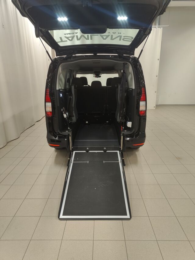 Volkswagen Caddy Maxi 2025 Life Business 2,0 TDI 90kW DSG " Tamlans matalalattia Mega " heti toimitukseen