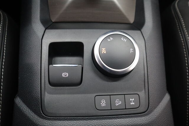 Volkswagen Amarok 2026 DC Style 75-v Juhlamalli 2.0 TDI 151kW Autom. 4MOTION, ilman takaistuimia