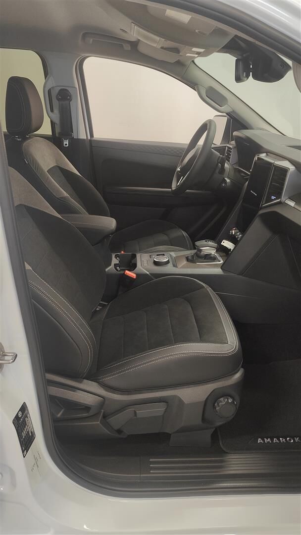 Volkswagen Amarok 2026 DC Style 75-v Juhlamalli 2.0 TDI 151kW Autom. 4MOTION, ilman takaistuimia