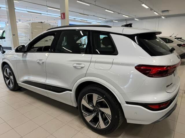 Audi Q6 e-tron 2026 quattro S line,  Takuu 5-vuotta / 100.000 km