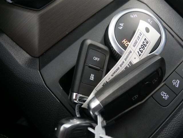 Volkswagen Amarok 2026 DC Style 75-v Juhlamalli 2.0 TDI 151kW Autom. 4MOTION, ilman takaistuimia