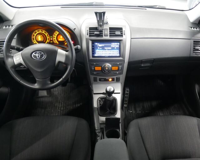 TOYOTA Corolla 2008 1,6 Dual VVT-i Linea Sol 4ov