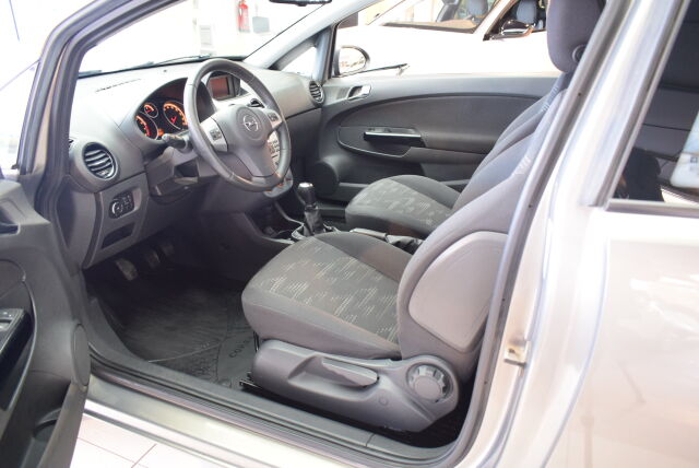 OPEL Corsa 2012 3-ov Enjoy 1,2 ecoFLEX Start/Stop 63kW MT5