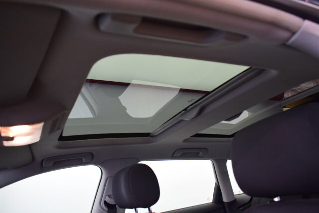 AUDI A3 2011 Sportback Attraction 1,4 TFSI 92 kW S tronic Start-Stop S line * Kaukowebasto, Panoraama-katto*