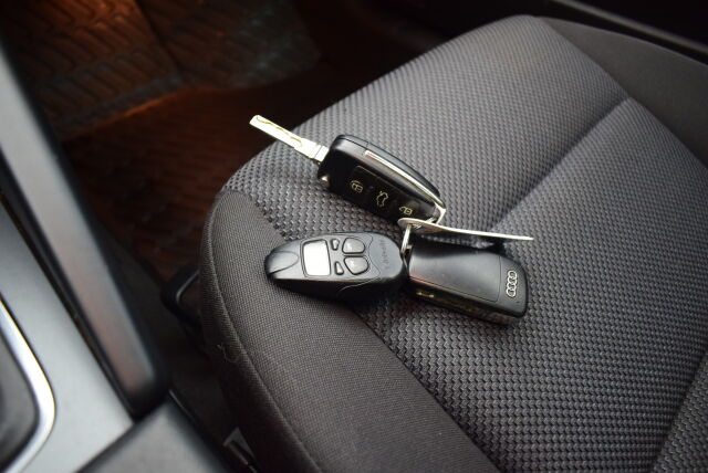 AUDI A3 2011 Sportback Attraction 1,4 TFSI 92 kW S tronic Start-Stop S line * Kaukowebasto, Panoraama-katto*