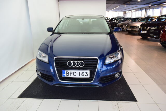 AUDI A3 2011 Sportback Attraction 1,4 TFSI 92 kW S tronic Start-Stop S line * Kaukowebasto, Panoraama-katto*