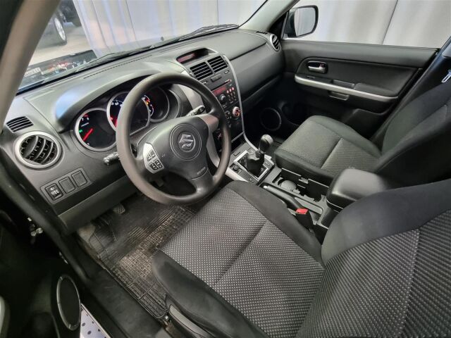 SUZUKI Grand Vitara 2007 2,0 JLX