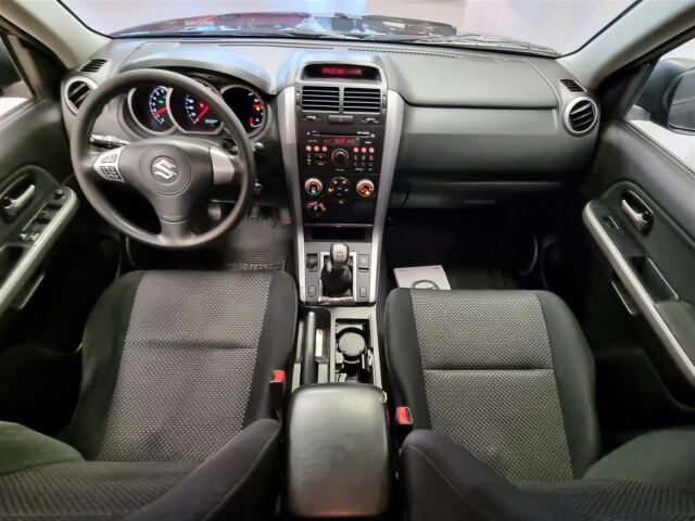 SUZUKI Grand Vitara 2007 2,0 JLX