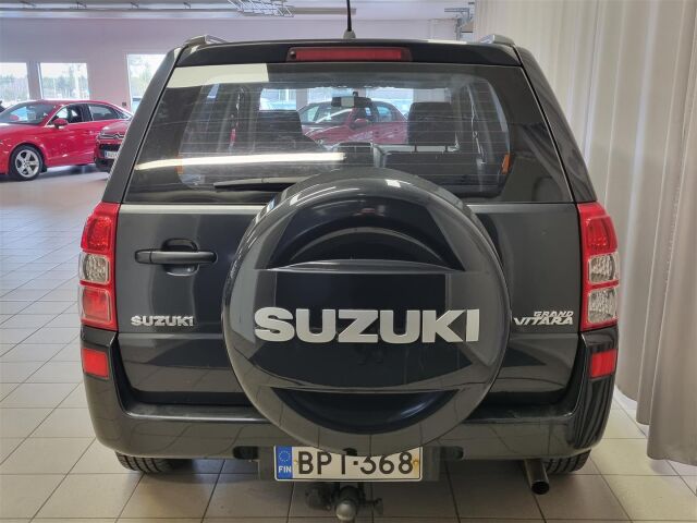 SUZUKI Grand Vitara 2007 2,0 JLX / 1. omistaja / Vetokoukku / Autom. ilmastointi /