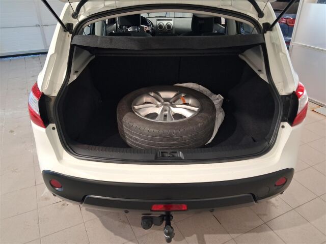 NISSAN Qashqai 2012 1,6dCi DPF Stop / Start System Acenta 2WD 6M/T Roof MY12