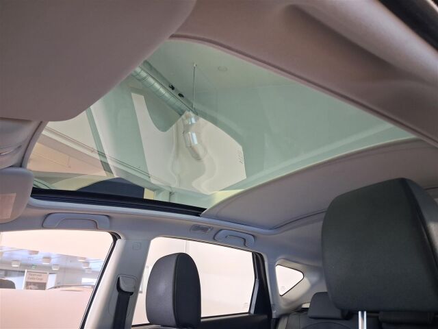 NISSAN Qashqai 2012 1,6dCi DPF Stop / Start System Acenta 2WD 6M/T Roof MY12