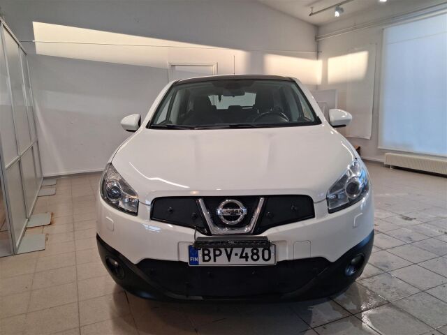 NISSAN Qashqai 2012 1,6dCi DPF Stop / Start System Acenta 2WD 6M/T Roof MY12