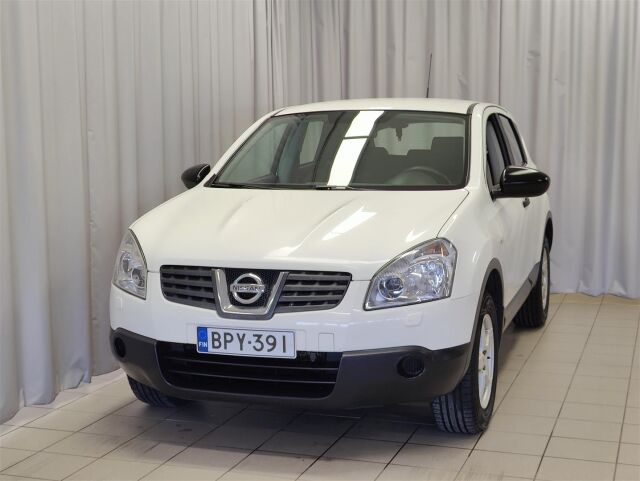 NISSAN Qashqai 2009 1,6 Visia 5MT 4x2