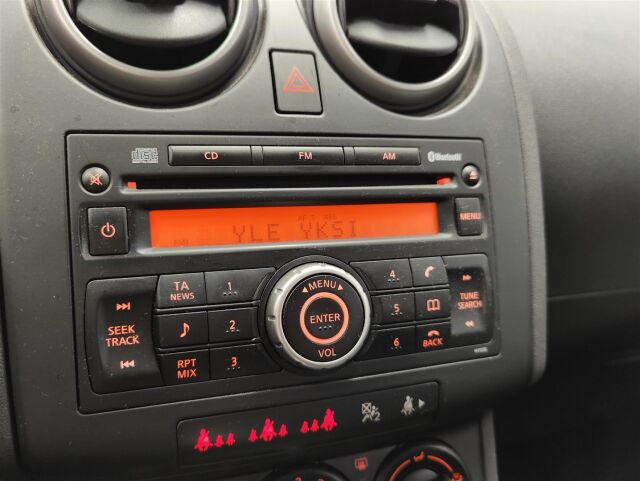 NISSAN Qashqai 2009 1,6 Visia 5MT 4x2