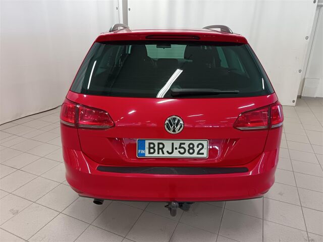 VOLKSWAGEN Golf 2013 Variant Comfortline 1,2 TSI 77 kW (105 hv) BlueMotion Technology