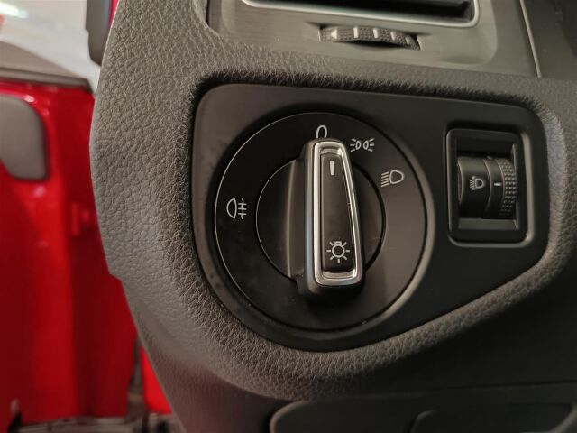 VOLKSWAGEN Golf 2013 Variant Comfortline 1,2 TSI 77 kW (105 hv) BlueMotion Technology