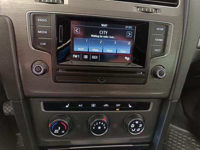 VOLKSWAGEN Golf 2013 Variant Comfortline 1,2 TSI 77 kW (105 hv) BlueMotion Technology