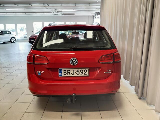 VOLKSWAGEN Golf 2013 Variant Trendline 1,2 TSI 63 kW (85 hv) BlueMotion Technology  * VETOKOUKKU,  Moottorilämmitin *
