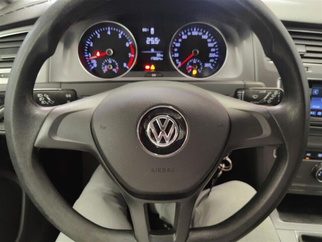 VOLKSWAGEN Golf 2013 Variant Trendline 1,2 TSI 63 kW (85 hv) BlueMotion Technology  * VETOKOUKKU,  Moottorilämmitin *