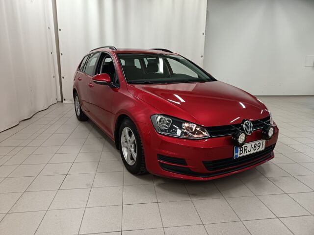 VOLKSWAGEN Golf 2013 Variant Comfortline 1,6 TDI 77 kW (105 hv) BMT DSG-aut.**1-OM TARKASTI PIDETTY HUIPPUYKSILÖ*