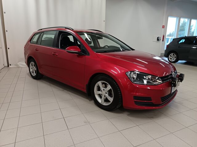 VOLKSWAGEN Golf 2013 Variant Comfortline 1,6 TDI 77 kW (105 hv) BMT DSG-aut.**1-OM TARKASTI PIDETTY HUIPPUYKSILÖ*