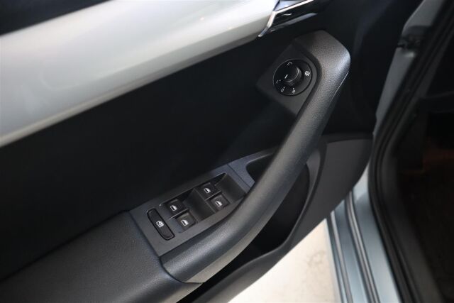SKODA Octavia 2014 Combi 1,4 TSI Elegance DSG Autom.