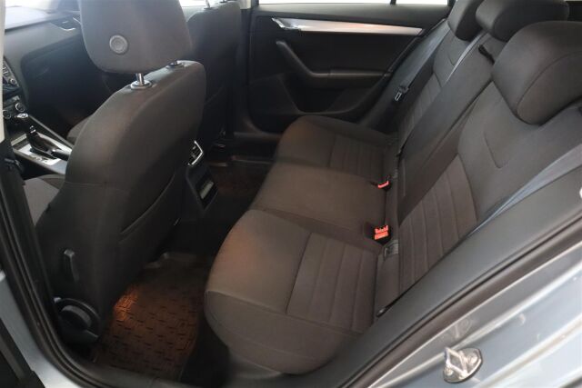 SKODA Octavia 2014 Combi 1,4 TSI Elegance DSG Autom.