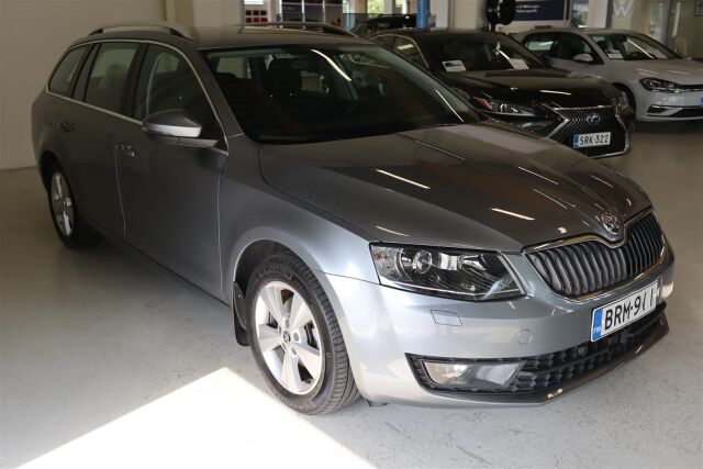 SKODA Octavia 2014 Combi 1,4 TSI Elegance DSG Autom.