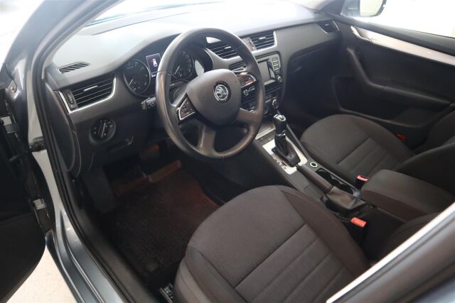 SKODA Octavia 2014 Combi 1,4 TSI Elegance DSG Autom.