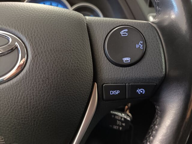 TOYOTA Auris 2015 Touring Sports 1,6 Valvematic Active Edition Multidrive S **FARKKU JOKA KESTÄÄ JA KESTÄÄ....