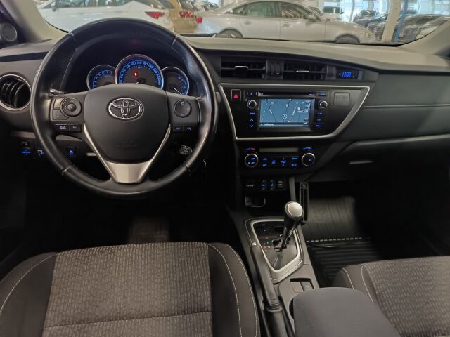 TOYOTA Auris 2015 Touring Sports 1,6 Valvematic Active Edition Multidrive S **FARKKU JOKA KESTÄÄ JA KESTÄÄ....