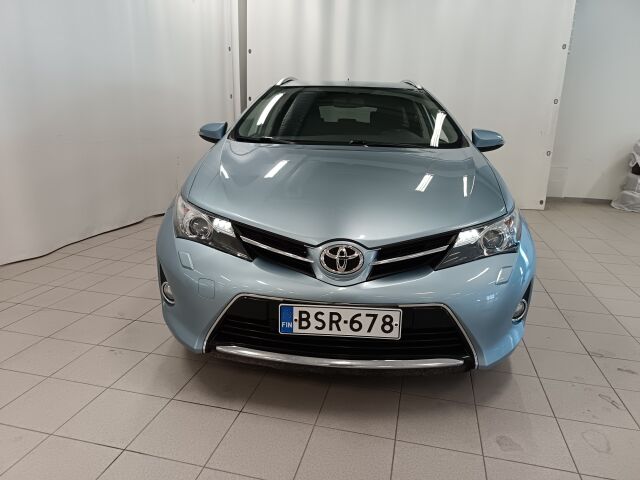 TOYOTA Auris 2015 Touring Sports 1,6 Valvematic Active Edition Multidrive S **FARKKU JOKA KESTÄÄ JA KESTÄÄ....