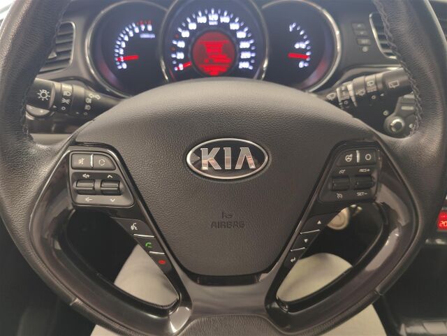 KIA cee'd 2015 1,6 ISG EX SW EcoDynamics  * Vetokoukku, Navi *