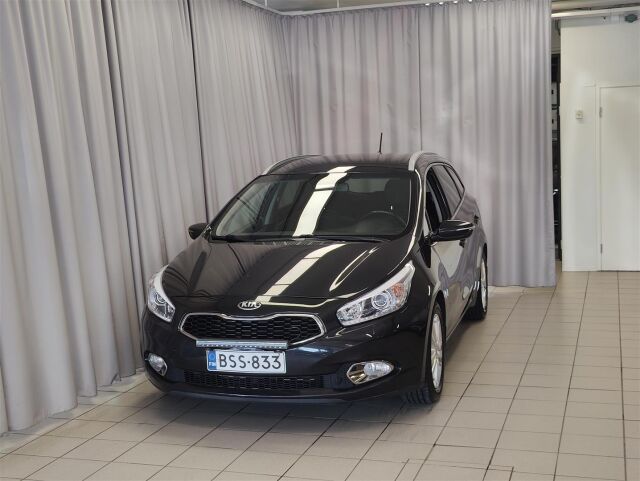 KIA cee'd 2015 1,6 ISG EX SW EcoDynamics  * Vetokoukku, Navi *