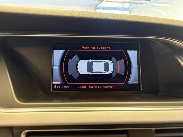 AUDI A4 2015 Sedan Business 1,8 TFSI 88 kW multitronic