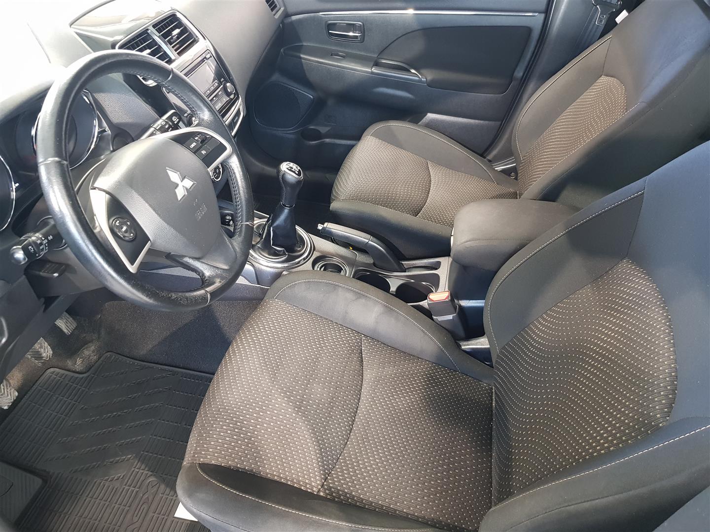 Mitsubishi ASX 1,6 Cleartec Invite 2015, bild 7/11