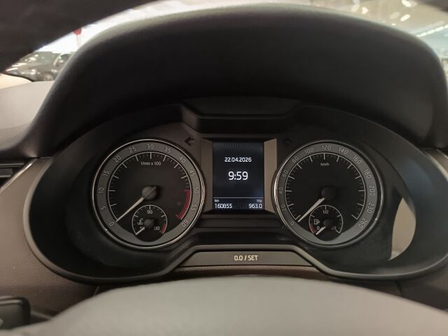 SKODA Octavia 2015 Combi 2,0 TDI 184 4x4 L&K DSG Autom.**HIENO NELIKKO HUIPPUVARUSTEILLA*