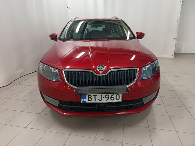 SKODA Octavia 2015 Combi 2,0 TDI 184 4x4 L&K DSG Autom.**HIENO NELIKKO HUIPPUVARUSTEILLA*