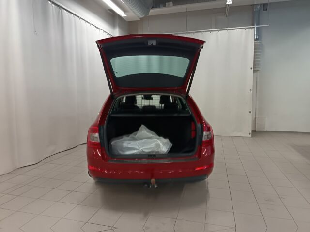 SKODA Octavia 2015 Combi 2,0 TDI 184 4x4 L&K DSG Autom.**HIENO NELIKKO HUIPPUVARUSTEILLA*