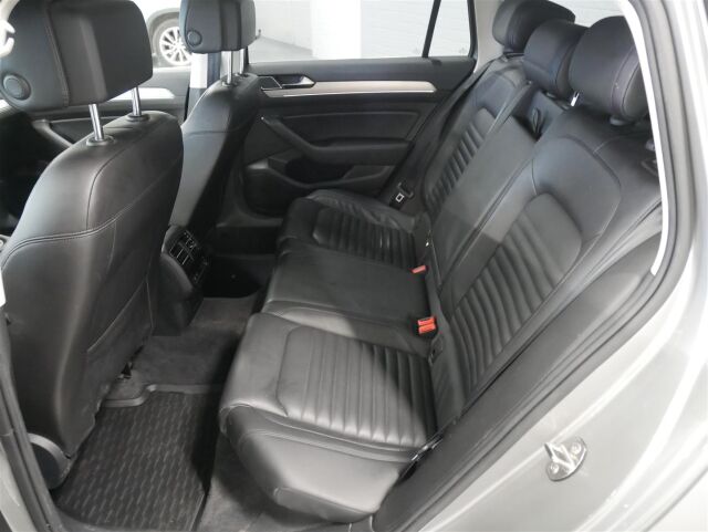 VOLKSWAGEN Passat 2015 Variant Highline 2,0 TDI 110 kW (150 hv) DSG-automaatti