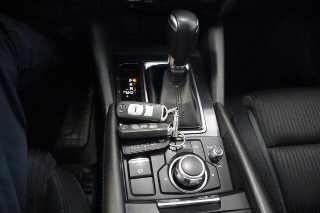 MAZDA Mazda6 2016 Sedan 2,2 (150) SKYACTIV-D Premium Plus 6AT 4ov SQ2