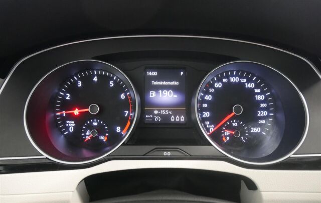 VOLKSWAGEN Passat 2015 Sedan Highline 1,4 TSI 110 kW (150 hv) ACT DSG-automaatti