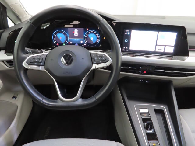 Volkswagen Golf 2022 Variant Comfort Business 1,0 eTSI (MHEV) 81 kW DSG-automaatti