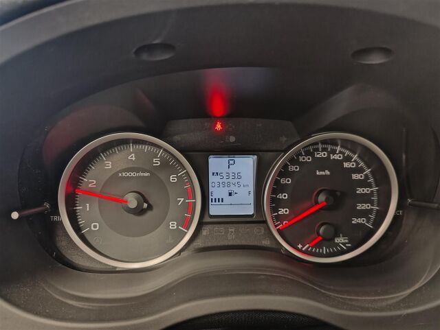 SUBARU Forester 2016 2,0i X CVT