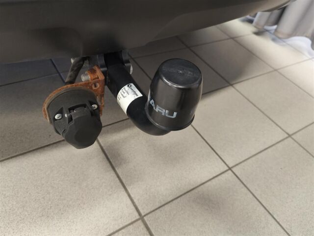 SUBARU Forester 2016 2,0i X CVT