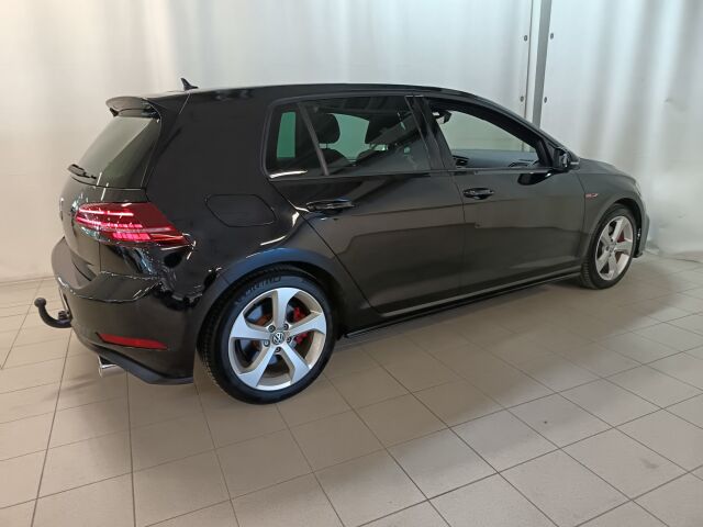 VOLKSWAGEN Golf 2017 GTI 2,0 TSI 169 kW (230 hv) DSG-aut. **NYT ON HARVINAISTA HERKKUA**