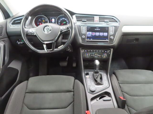 VOLKSWAGEN Tiguan 2017 Comfortline 2,0 TDI SCR 110 kW (150 hv) 4MOTION DSG-automaatti